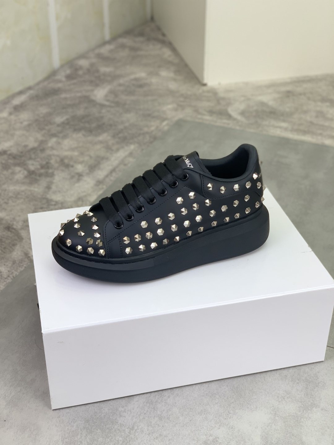Alexander McQueen Black Studded Low-Top Sneakers